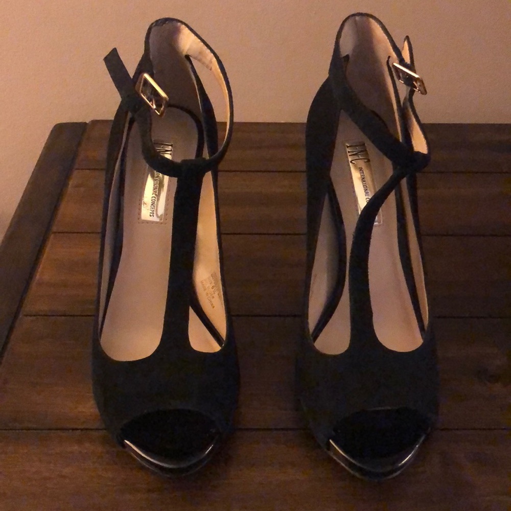 Black Suede heel pump by INC size 6.5.